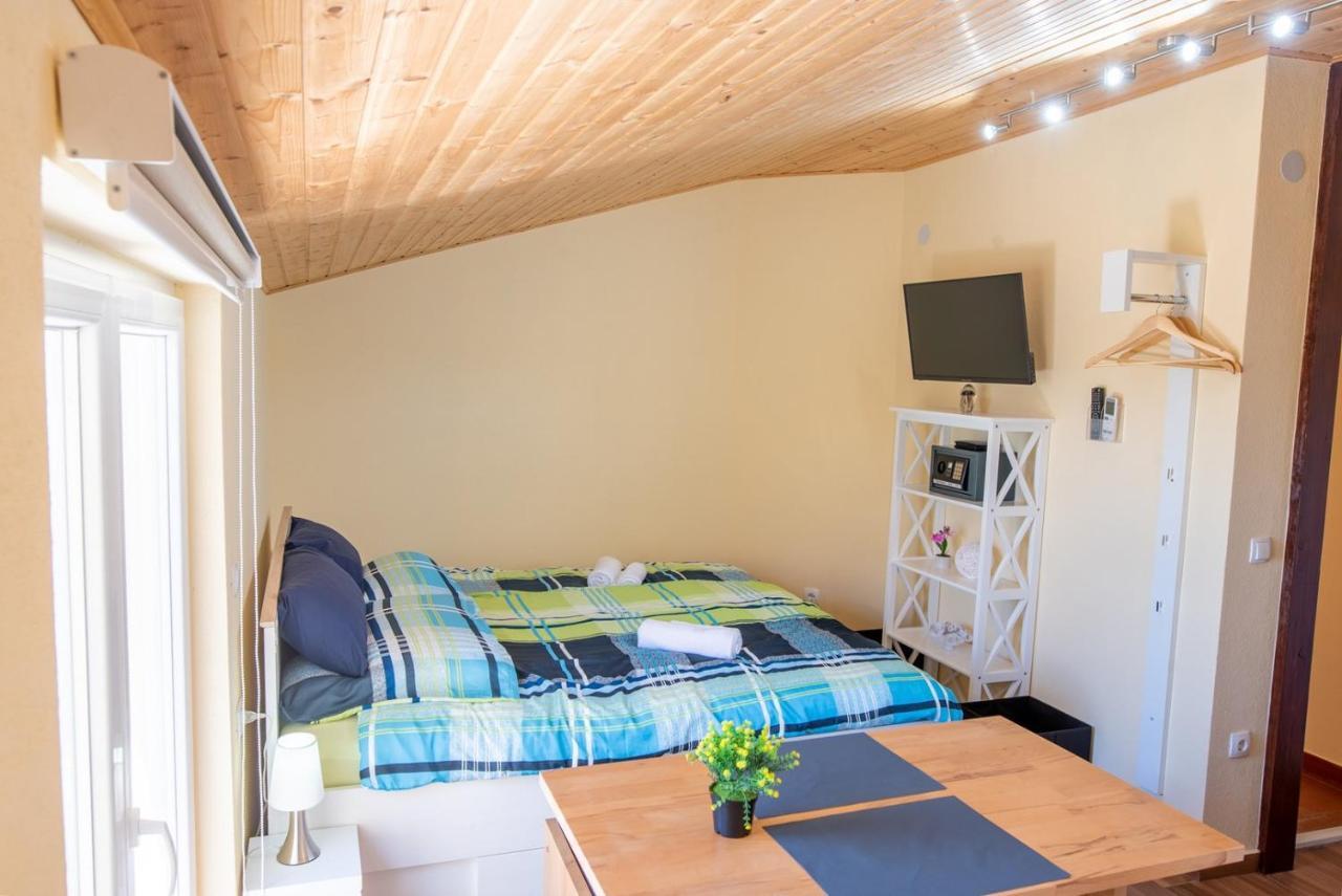 Via Flavia With Common Pool Hotell Labinci Rom bilde